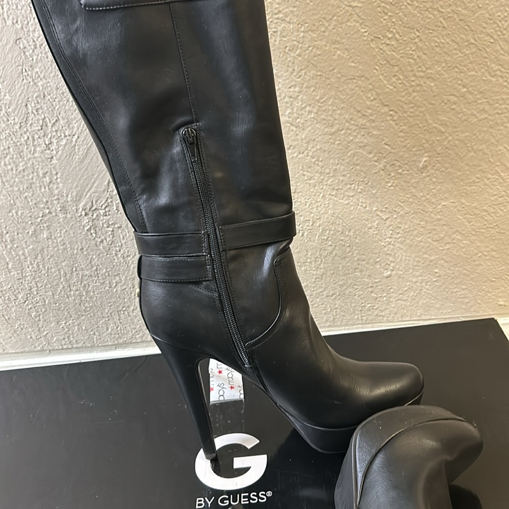 Beautiful Black Knee High Boots by GUESS - Picture 6 of 10